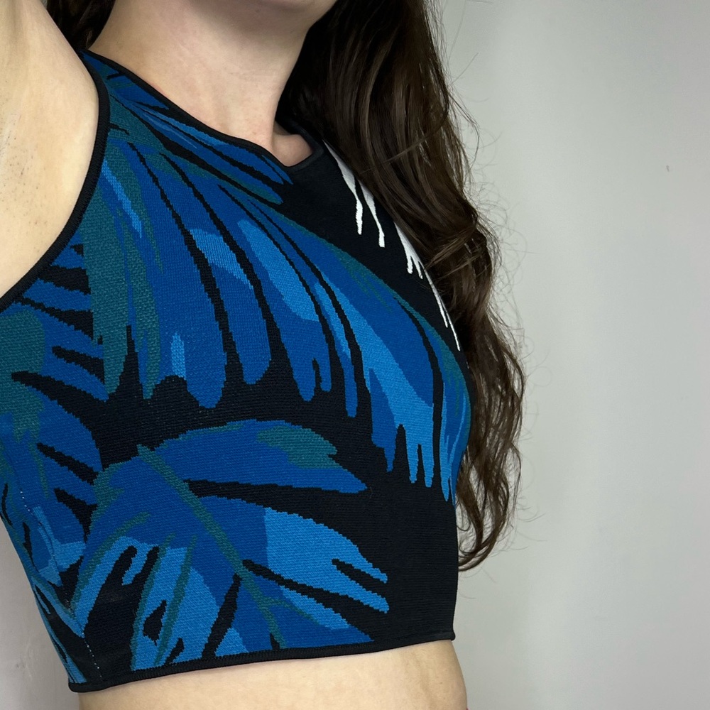 Timo Weiland Crop Top Palm Print Blue and Black Size Small - Picture 11 of 11
